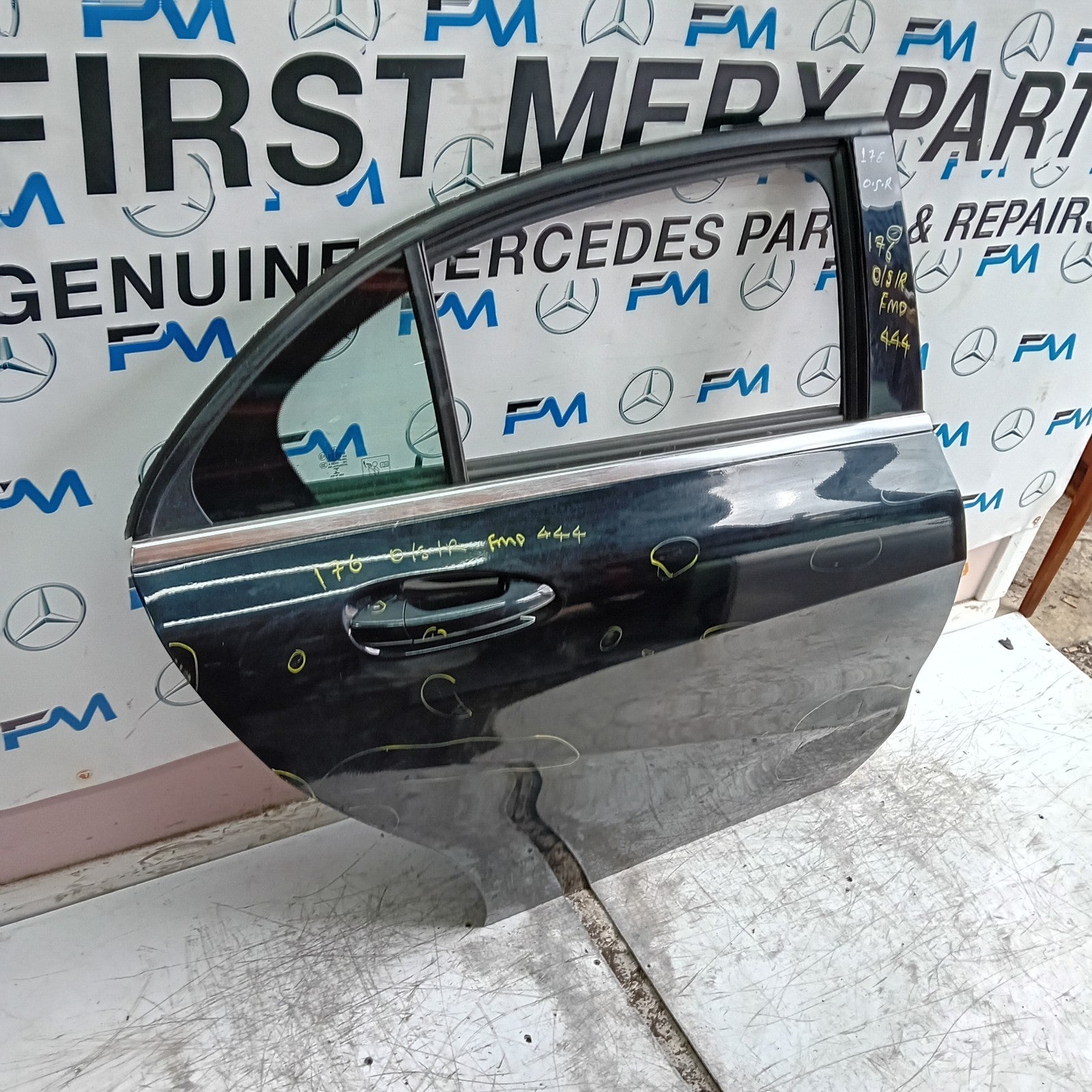 MERCEDES A-CLASS W176 DRIVER REAR DOOR OSR BLACK 2012-2018 COMPLETE FMD444