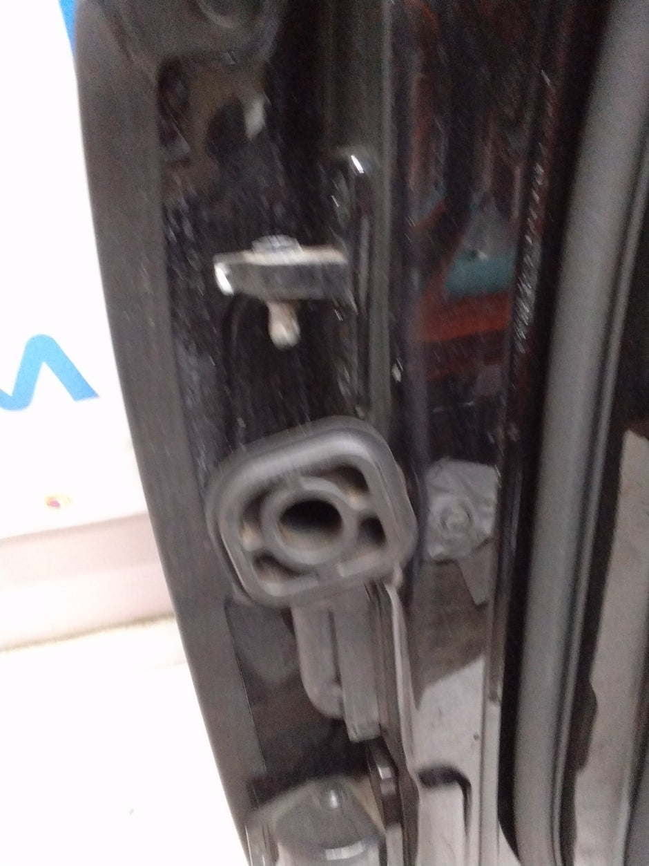 MERCEDES BENZ E-CLASS W213 DRIVER SIDE FRONT DOOR O/S/F COMPLETE BLACK FMD74