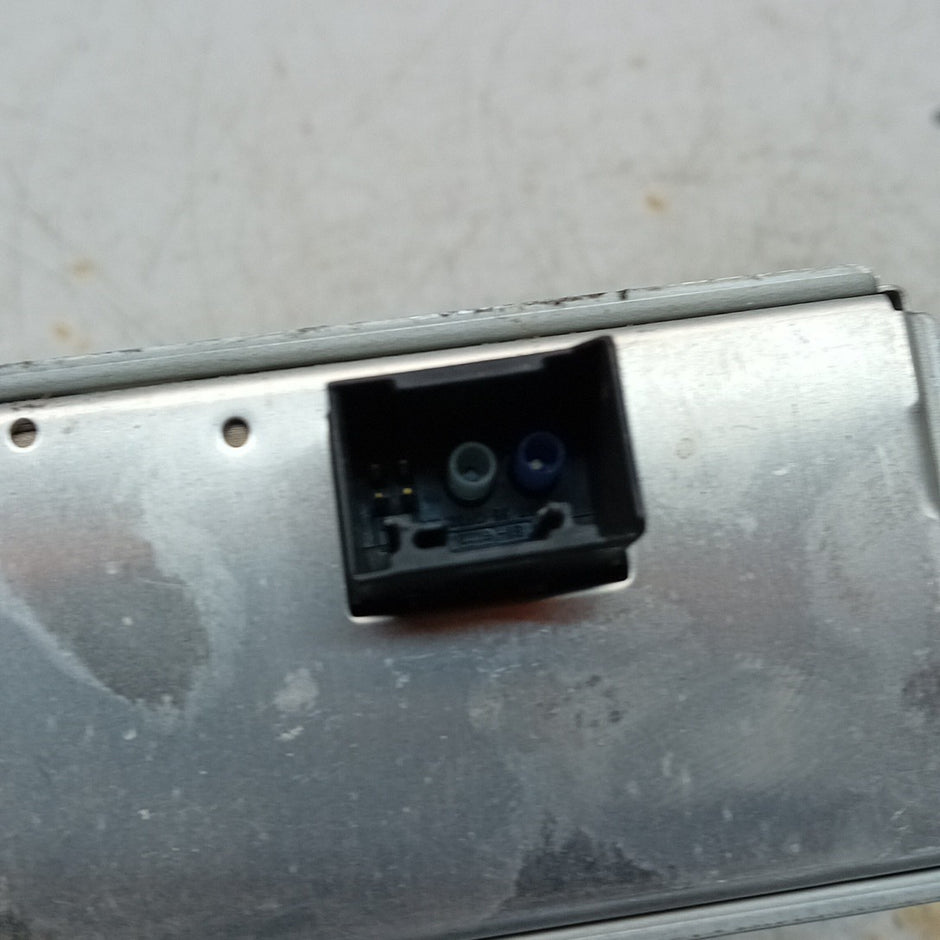 MERCEDES BENZ S-CLASS W222  2014-2021  RADIO TUNER BOX  A2229008911 FM001262