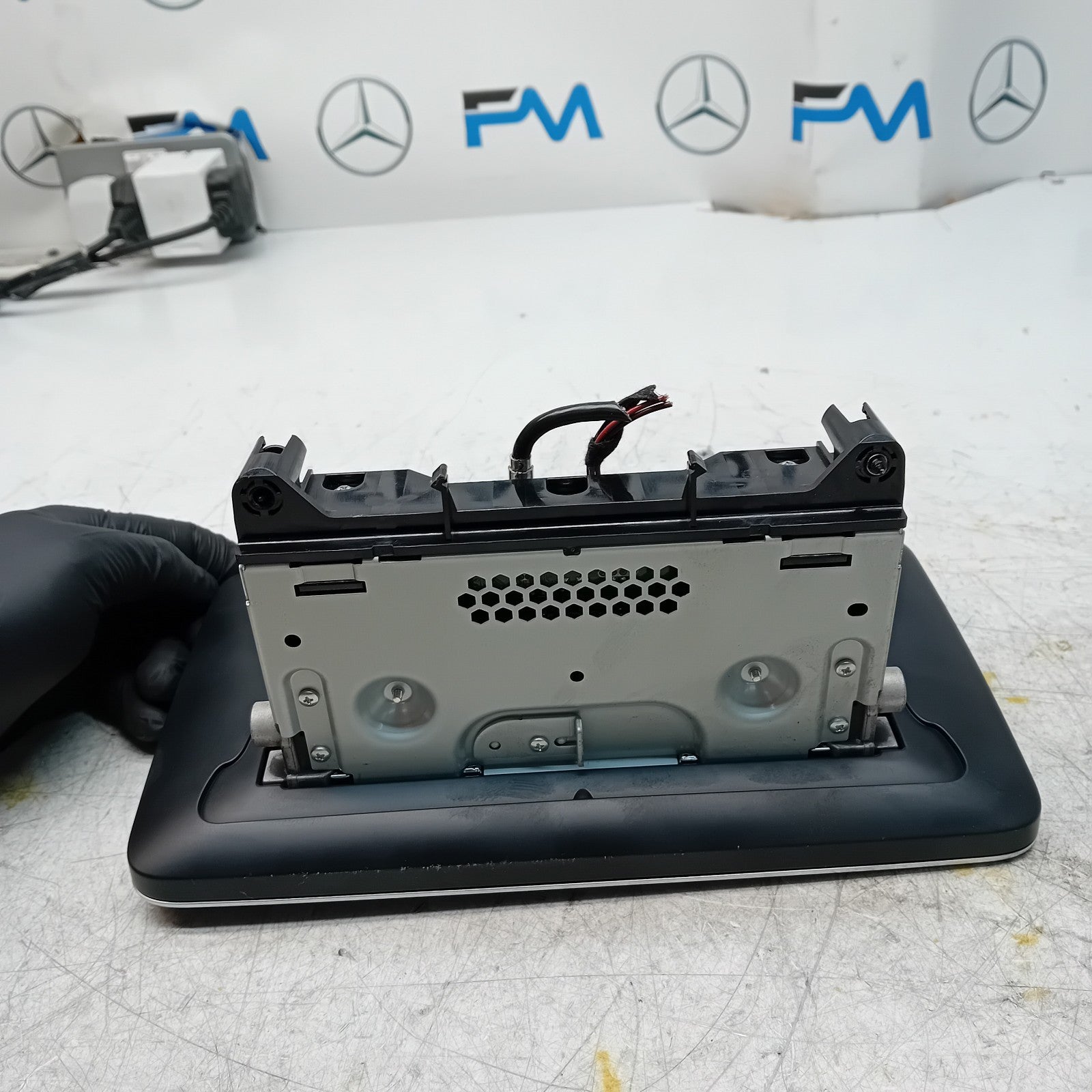 MERCEDES BENZ C-CLASS W205 DISPLAY SCREEN A2059002211 2014 ON ON FM001497