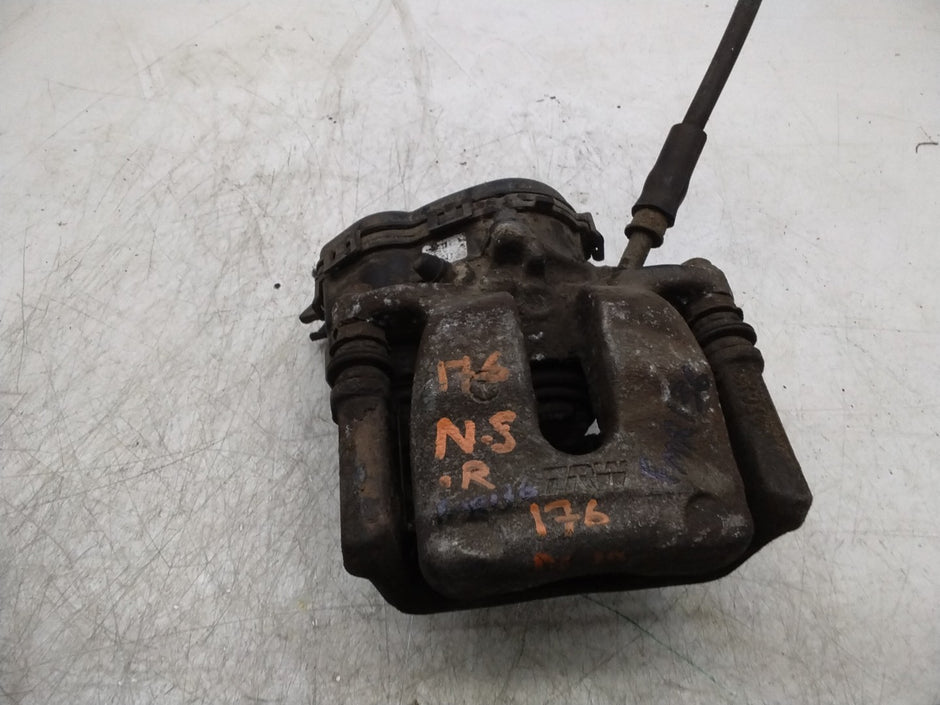 MERCEDES  B-CLASS W246 BRAKE CALIPER REAR LEFT PASSENGER SIDE A2464230198 FMR136