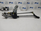 MERCEDES-BENZ A CLASS W177  FRONT WIPER MOTOR WITH LINKAGE A1779064801 FM00235