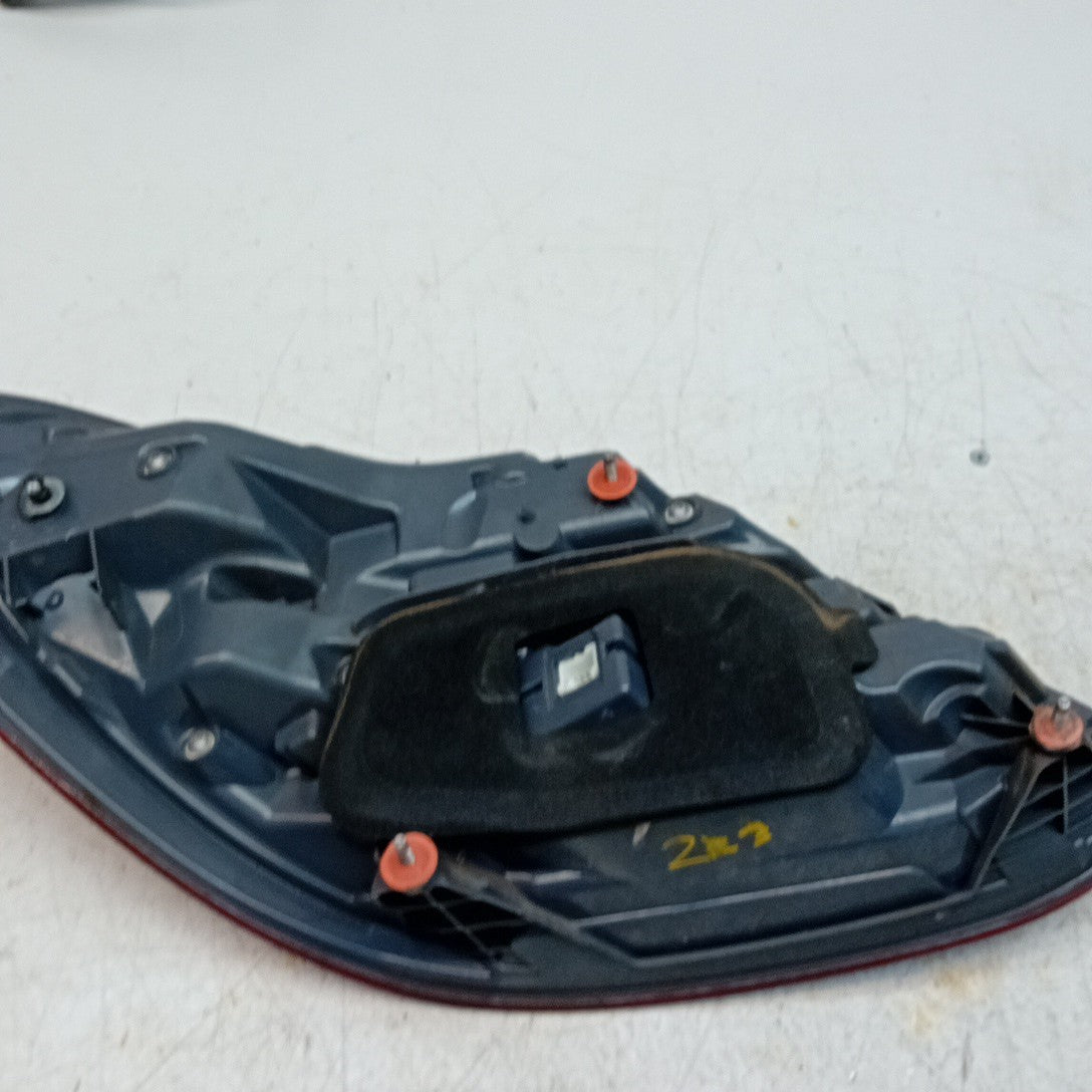MERCEDES E-CLASS W213 DRIVER RIGHT OS REAR TAIL LIGHT A2139068000 FMT250
