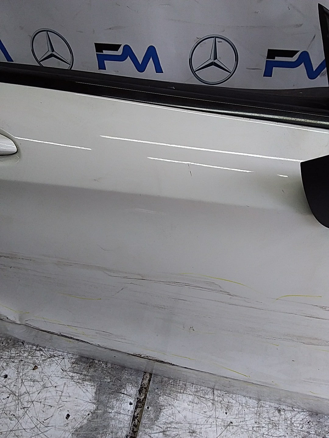 MERCEDES BENZ  CLA C117  DRIVER FRONT DOOR OSF WHITE 2013-19  FMD608