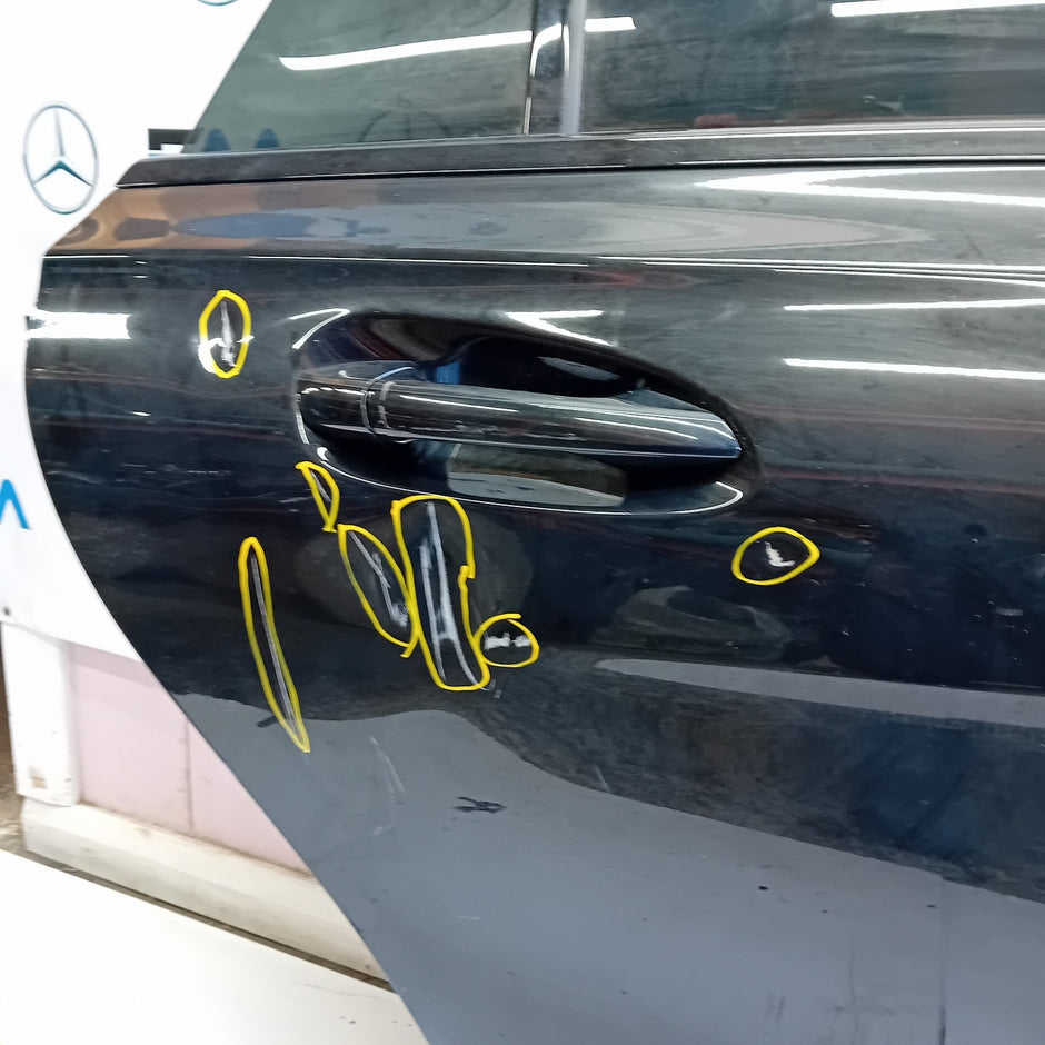 MERCEDES BENZ CLA-CLASS W117 DRIVER SIDE REAR DOOR ( OFF SIDE REAR ) FM011