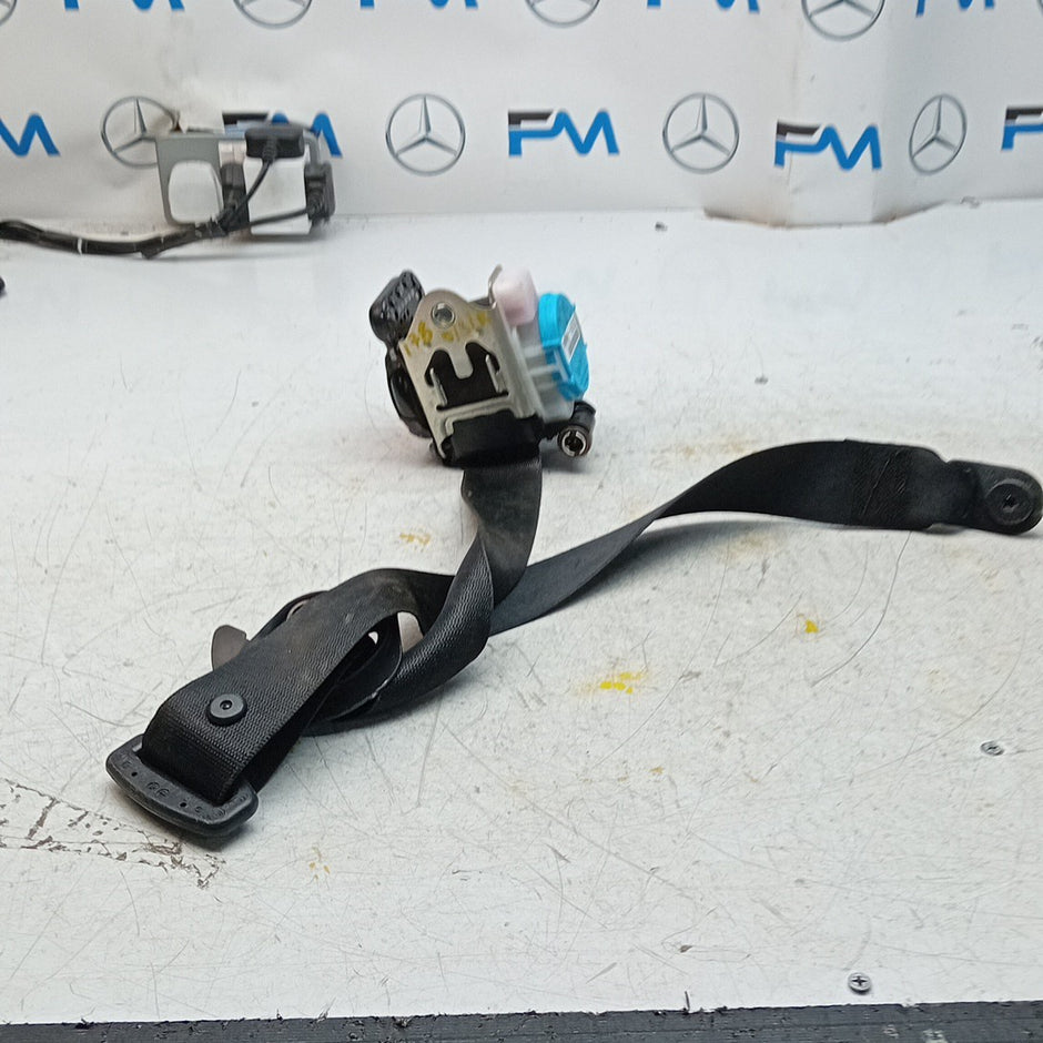 MERCEDES BENZ  A-CLASS W176 SEAT BELT REAR DRIVER A1768602285 BLACK FM001238