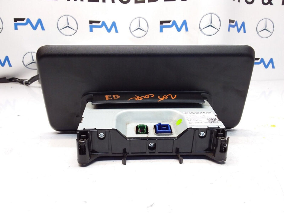MERCEDES C-CLASS W205 COUPE 2017 SAT NAV MULTIMEDIA SCREEN A2059002211 FM00666