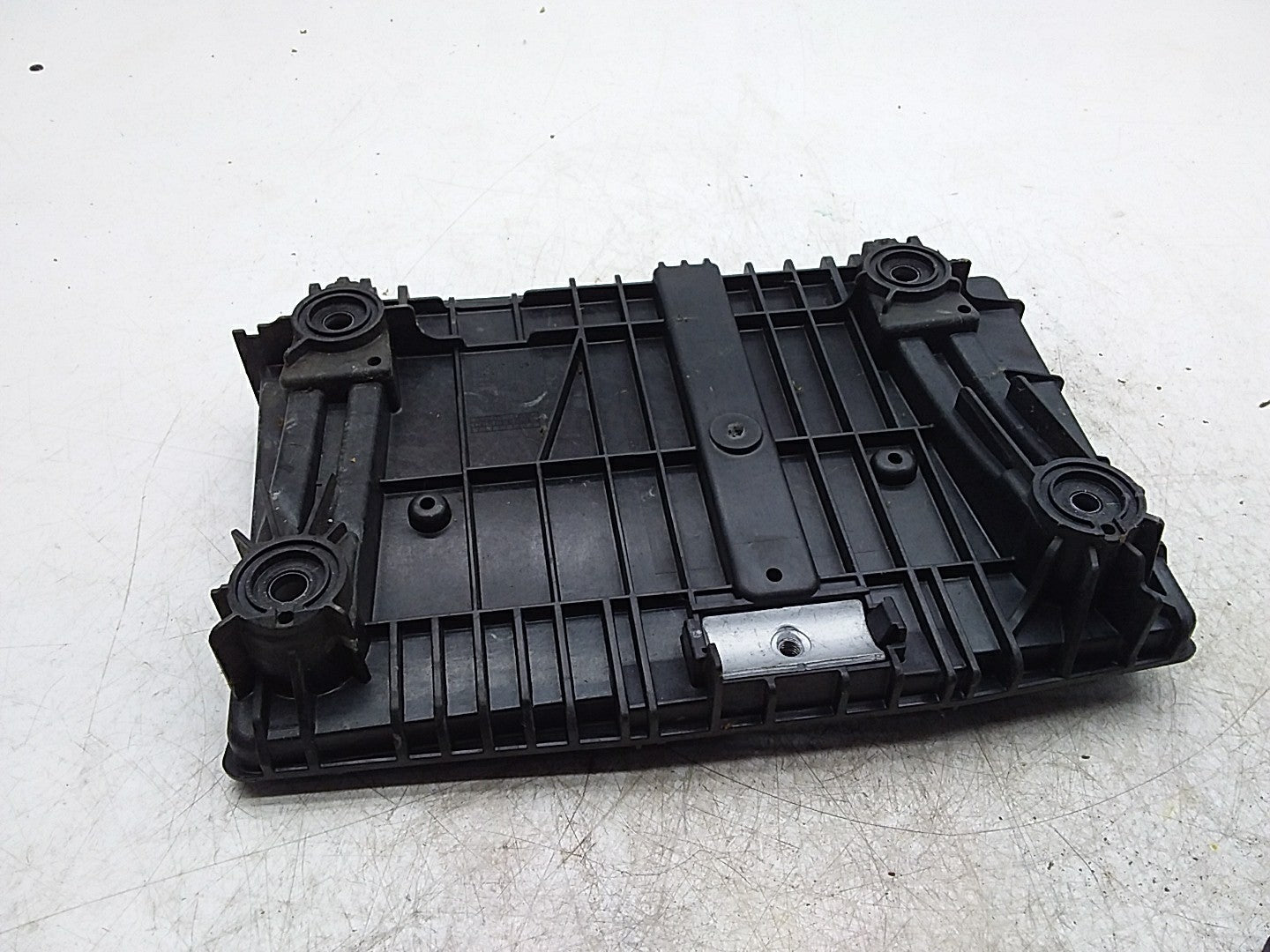 MERCEDES BENZ C-CLASS W205 BATTERY TRAY COVER  A2056200118 FMR210