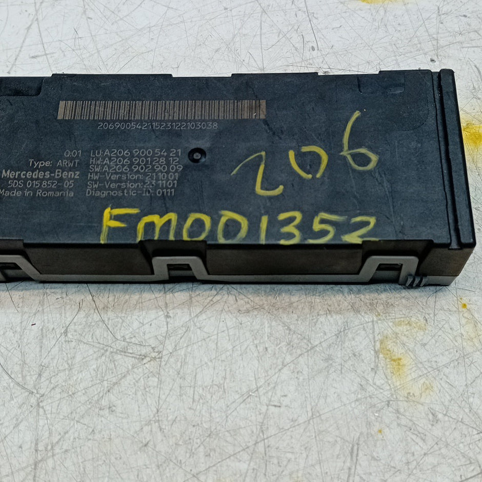 MERCEDES C-CLASS TAILGATE CONTROL MODULE W206 A2069005421  FM001352