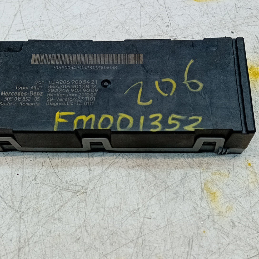 MERCEDES C-CLASS TAILGATE CONTROL MODULE W206 A2069005421  FM001352