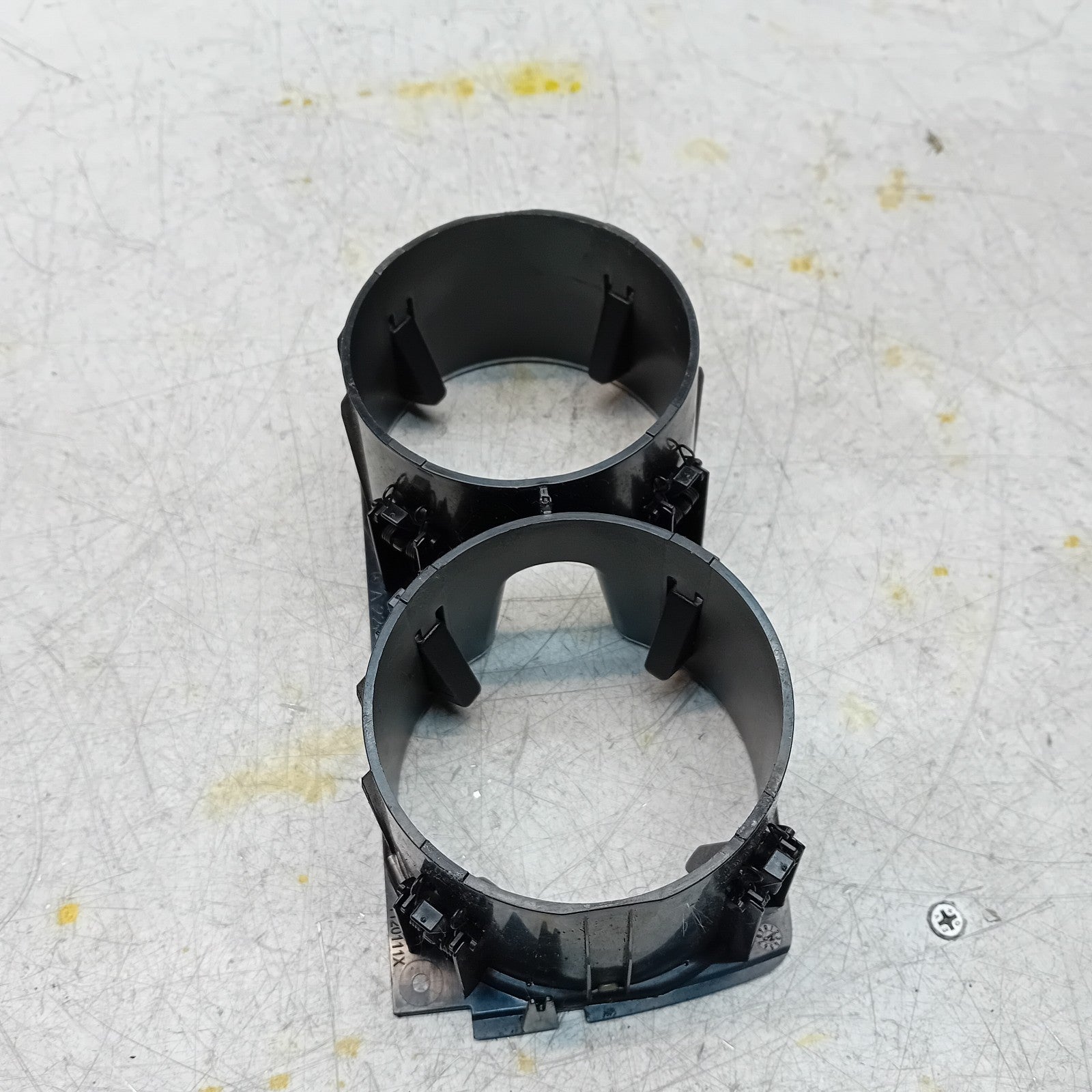 MERCEDES BENZ  S-CLASS W222 CENTRE CONSOLE CUP HOLDER 2015 A2226830075 FM001484