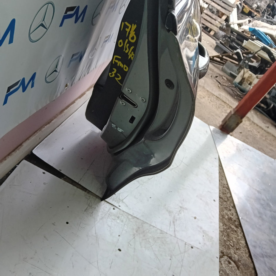MERCEDES BENZ A-CLASS W176 DRIVER SIDE REAR DOOR O/S/R COMPLETE GREY FMD32