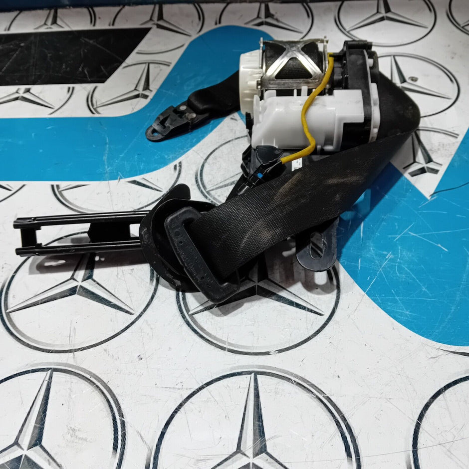 2016/2021 MERCEDES BENZ E-CLASS W213 FRONT LEFT SEAT BELT BLACK A2138605500