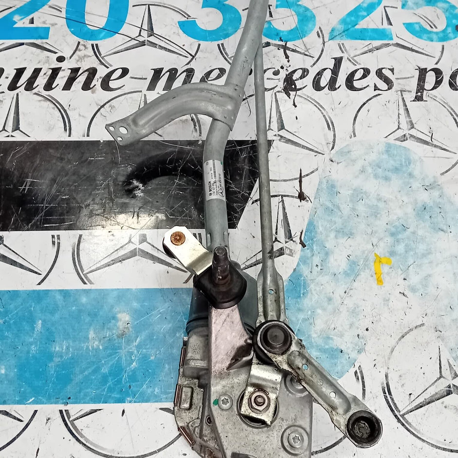 MERCEDES BENZ C-CLASS W205 2015-2021 FRONT WIPER MOTOR & LINKAGE  A2058208202