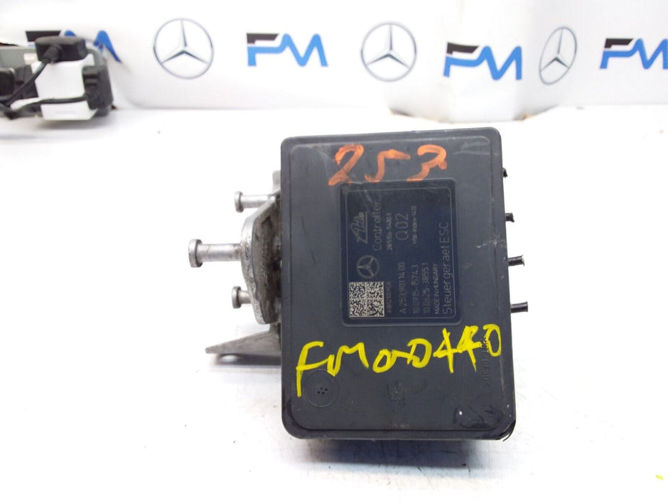 MERCEDES C-CLASS W205 ABS PUMP MODULE CONTROL UNIT A2539011400 FM00440