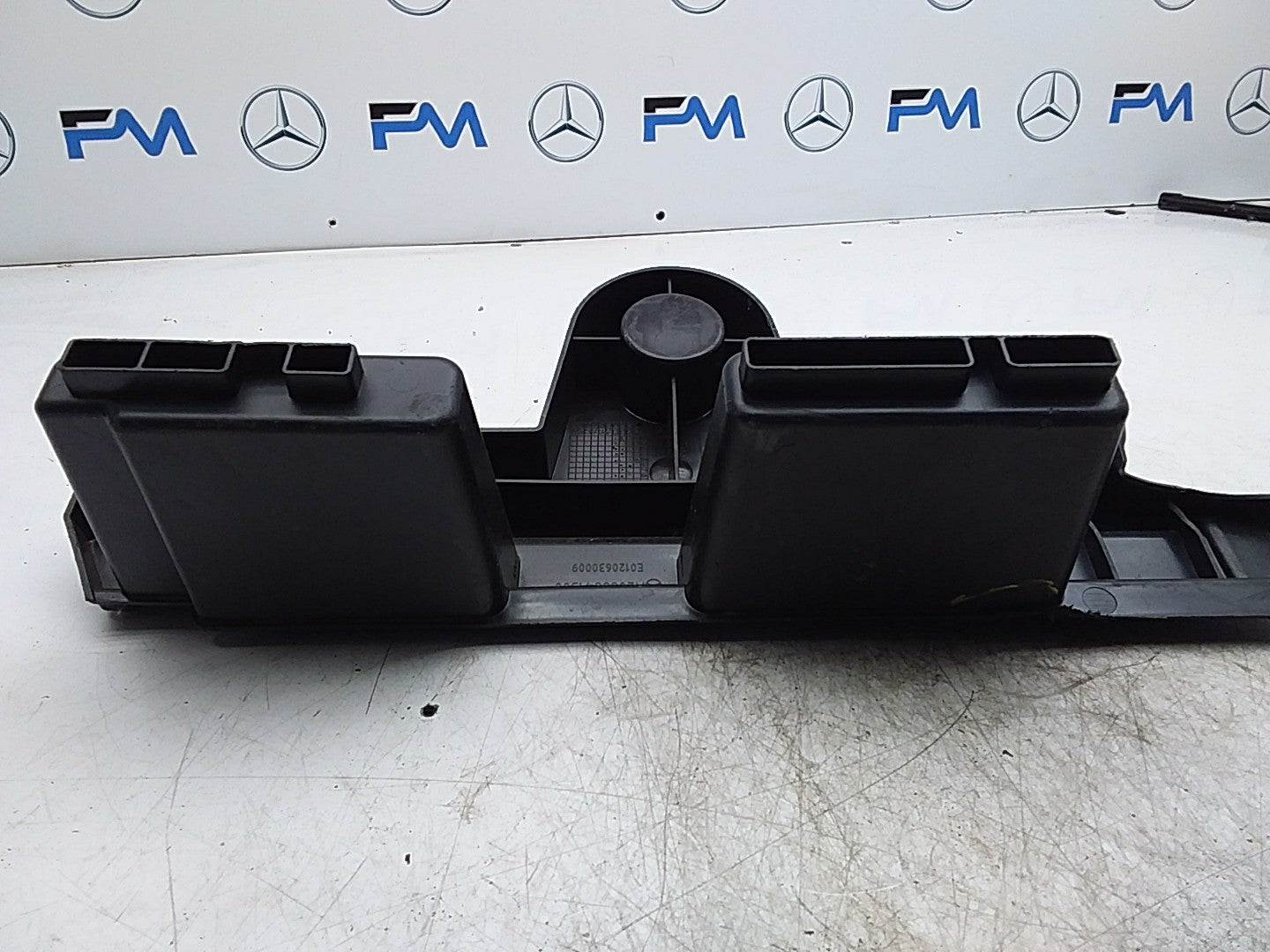 MERCEDES BENZ  C-CLASS W206 TRUNK BOOT TRIM ELEMENT A2066841500 FMR207