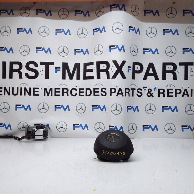 MERCEDES C-CLASS W205 STEERING WHEEL AIRBAG 308998799162-AD FM00480