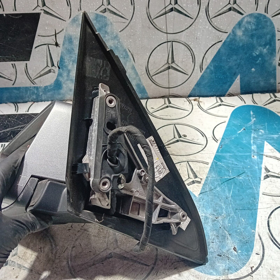 MERCEDES A CLASS WING MIRROR MANUAL FOLDING LEFT SIDE IN GREY/893 W176 MK3 2013