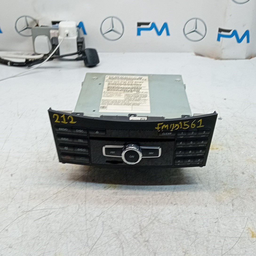 MERCEDES BENZ E-CLASS W207 W212 STEREO SAT NAV SYSTEM A2129006423 2016 FM001561