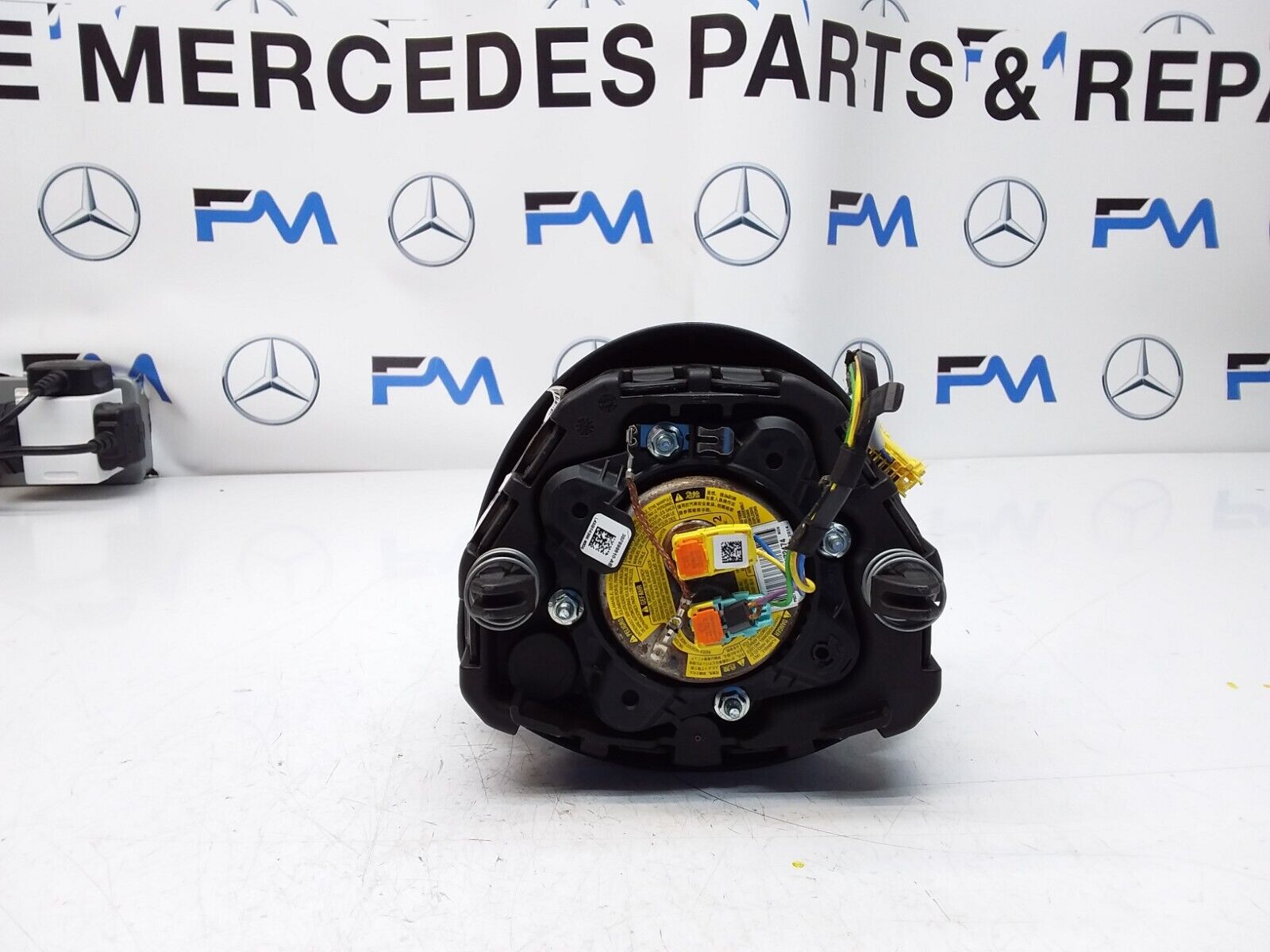 MERCEDES C-CLASS W205 STEERING WHEEL AIRBAG 308998797162-AA FM00485