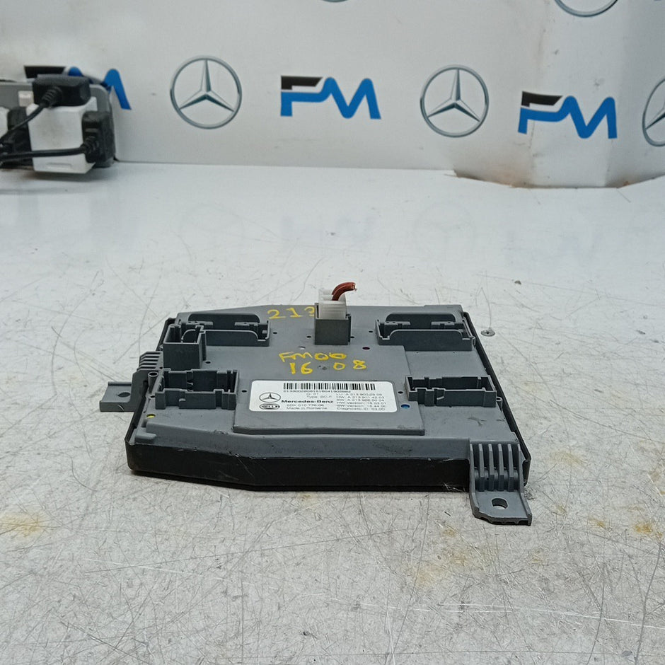 MERCEDES E-CLASS REAR SAM CONTROL MODULE W213 A2139002808 2016 FM001608