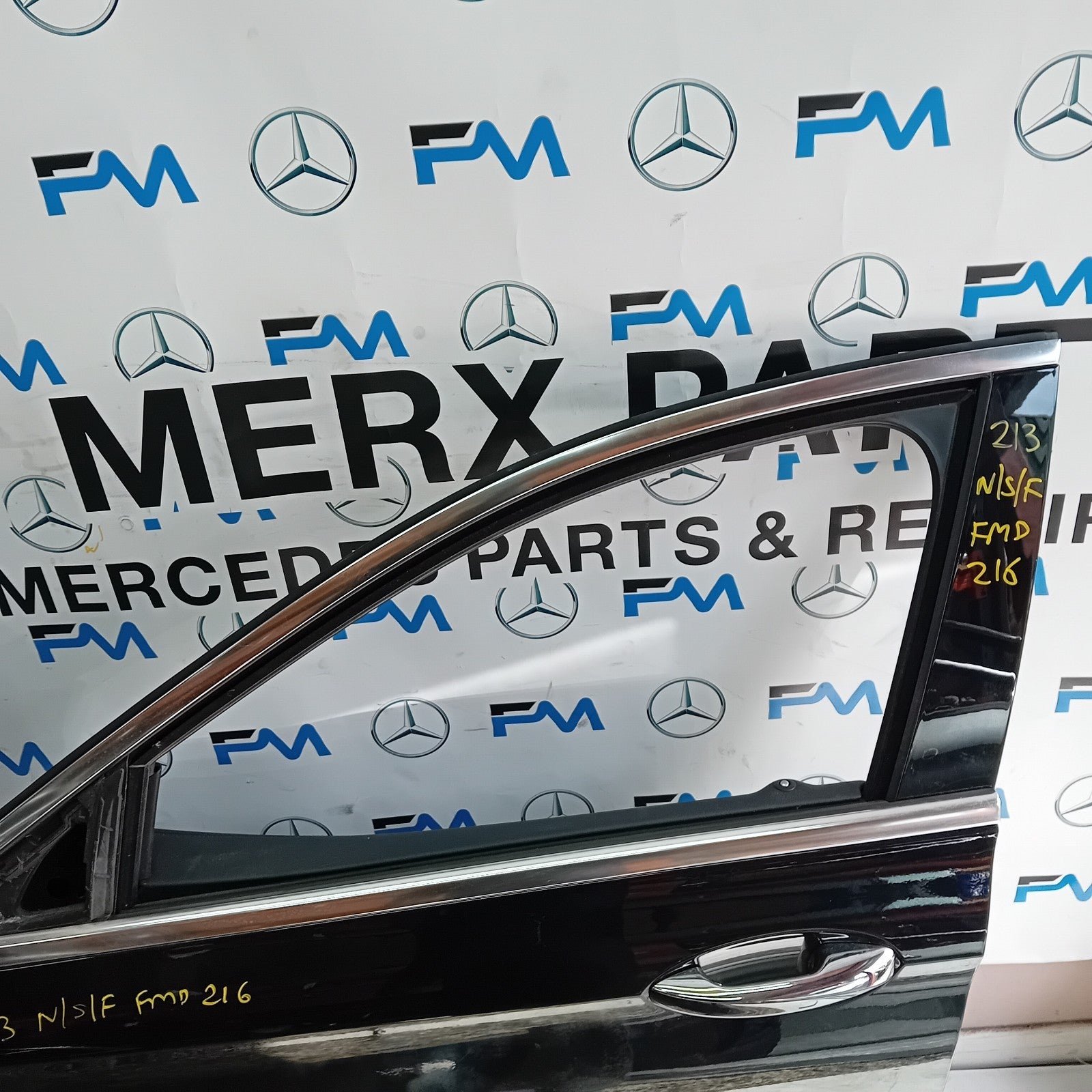 MERCEDES E-CLASS W213 SLN PASSENGER FRONT DOOR NSF BLACK 2016 ON COMPLETE FMD216