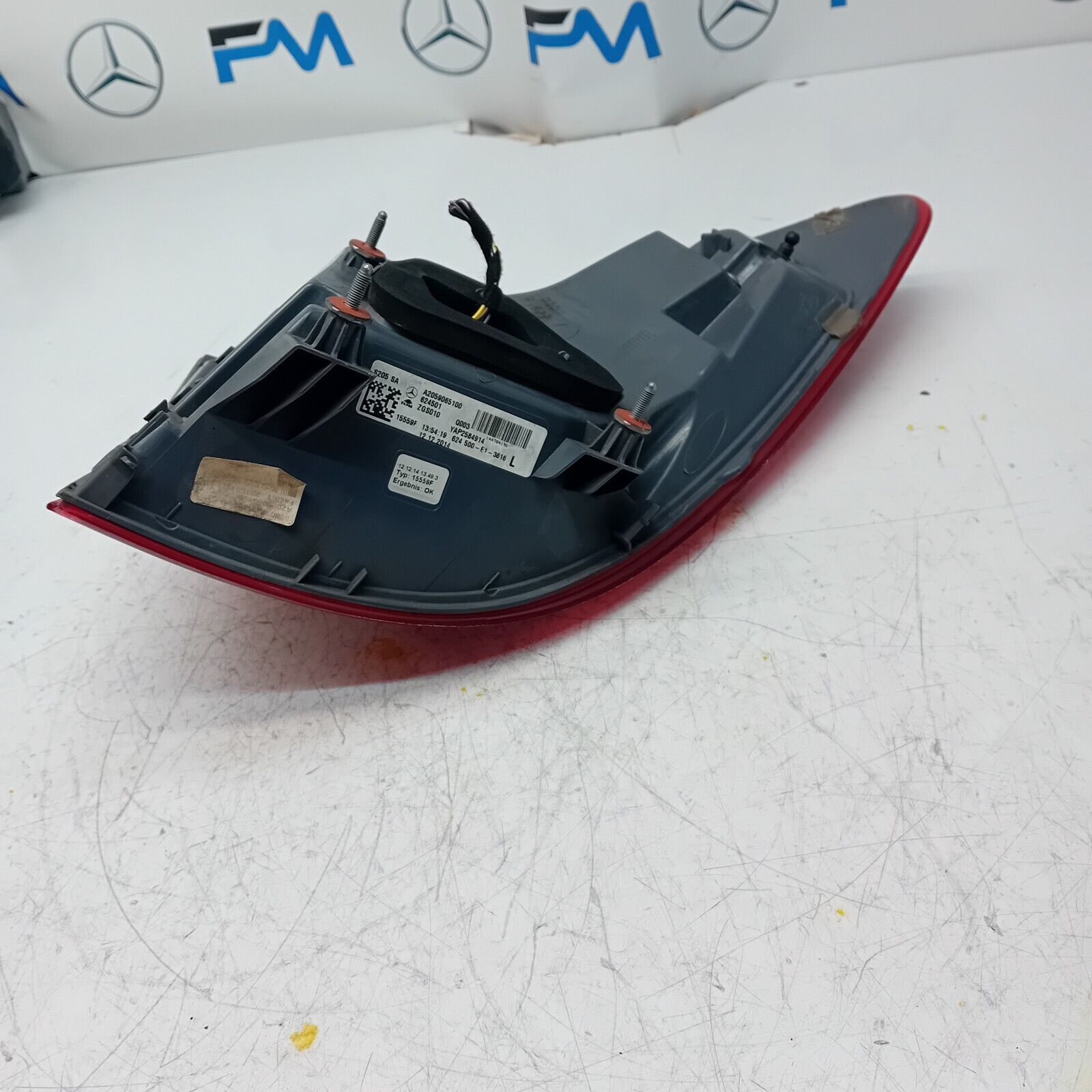 MERCEDES C-CLASS W205 COUPE 2014 REAR PASSENGER N/S TAIL LIGHT A2059065100 FMT44