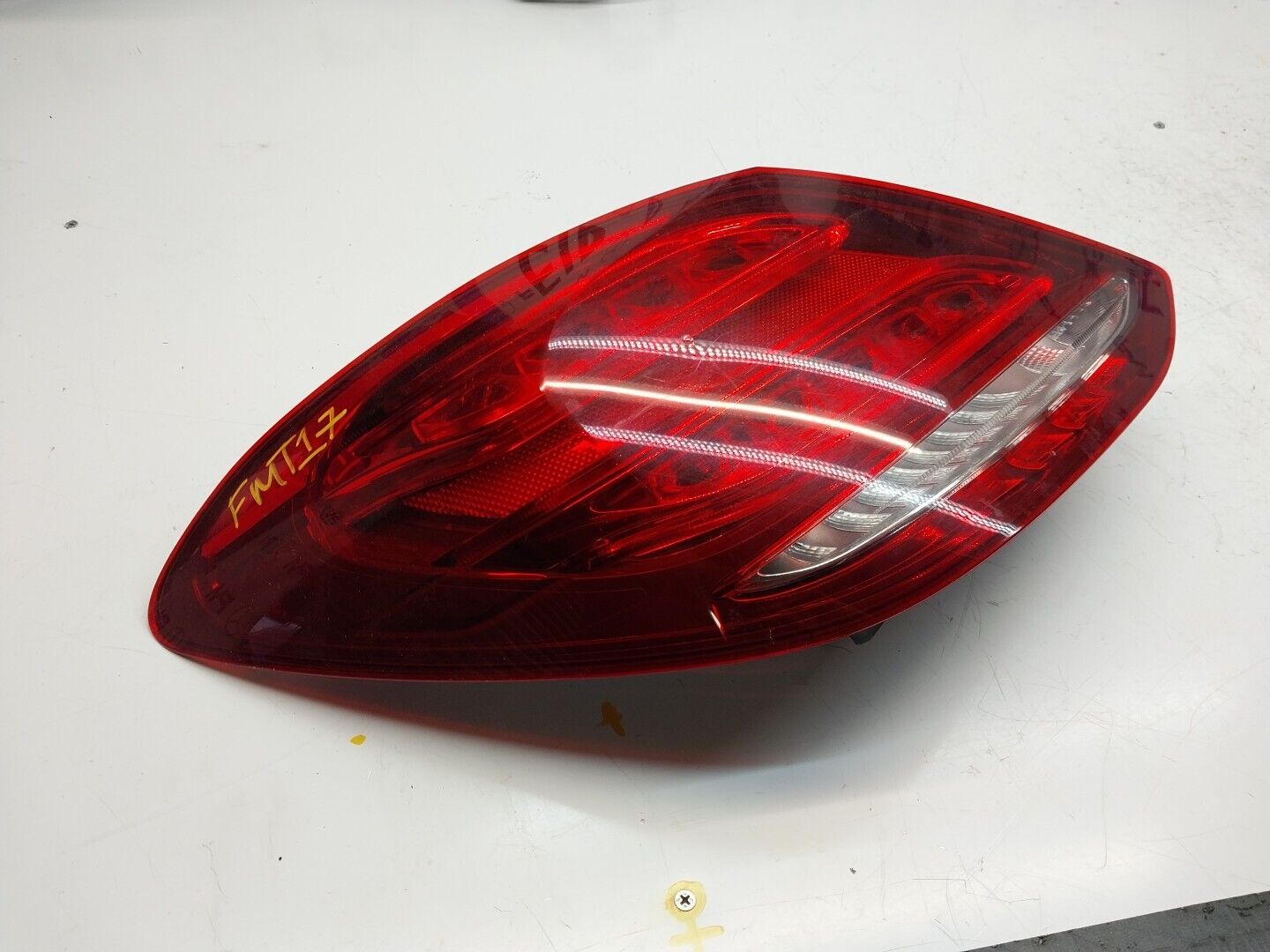 GENUINE MERCEDES C CLASS W205 REAR LEFT LED LIGHT 2014-2018 A2059061357 FMT17