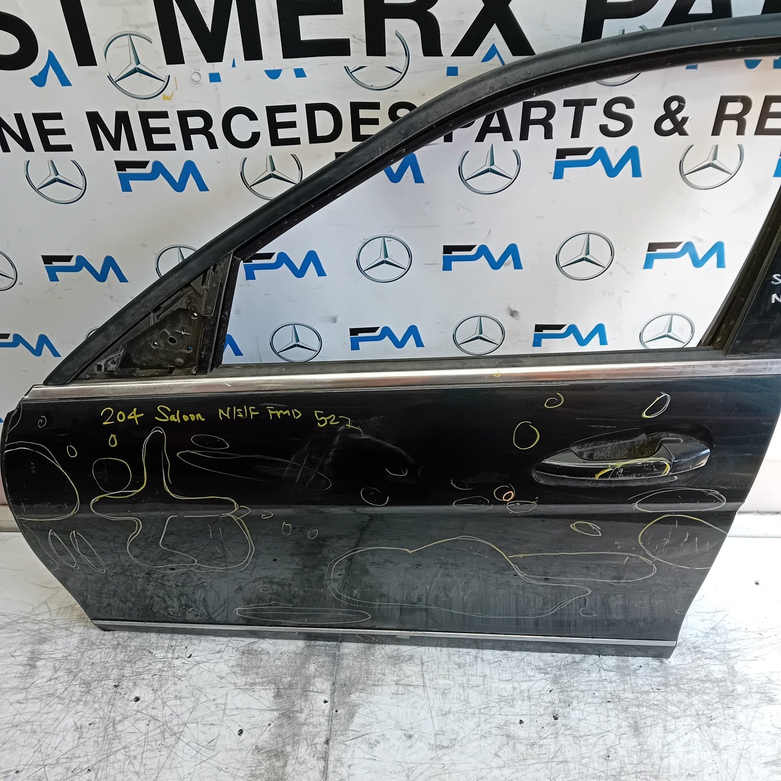 MERCEDES BENZ  BENZ C-CLASS W204 PASSENGER FRONT DOOR NSF 2012 BLACK FMD527
