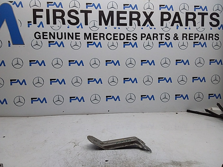 MERCEDES C-CLASS W206 REAR LEFT BUMPER BRACKET A2066808502 FMR283