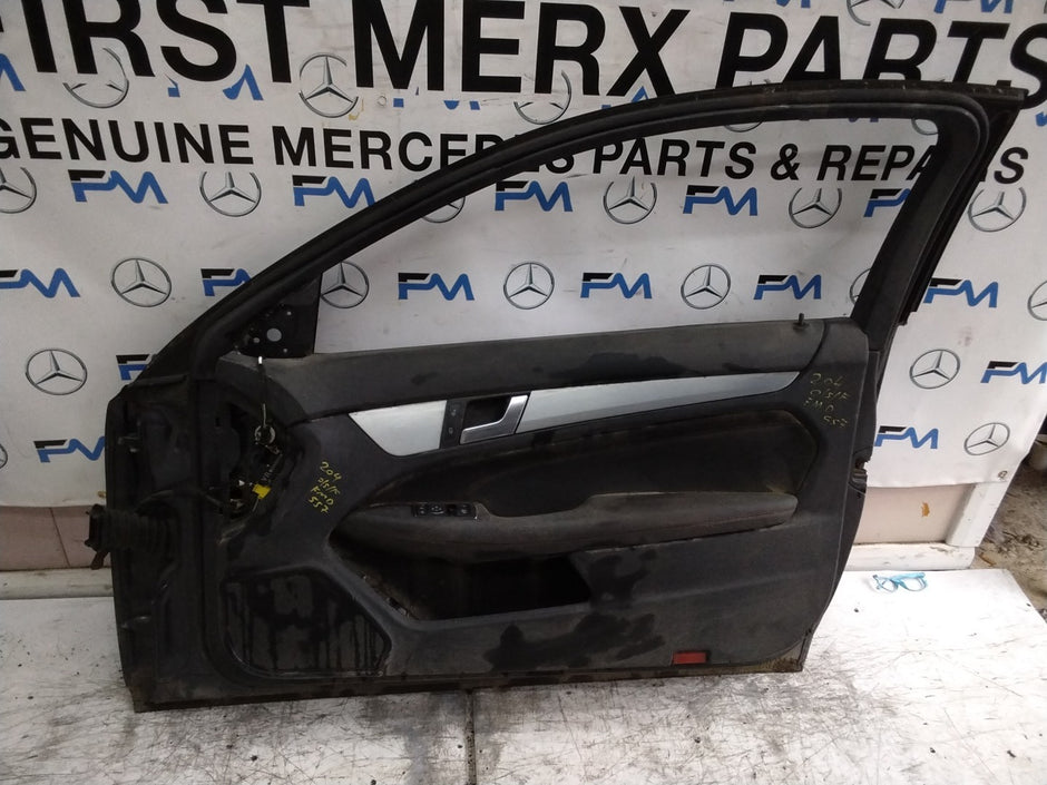 MERCEDES BENZ  C-CLASS W204 SLN DRIVER FRONT DOOR OSF GREY 2008-14 FMD557