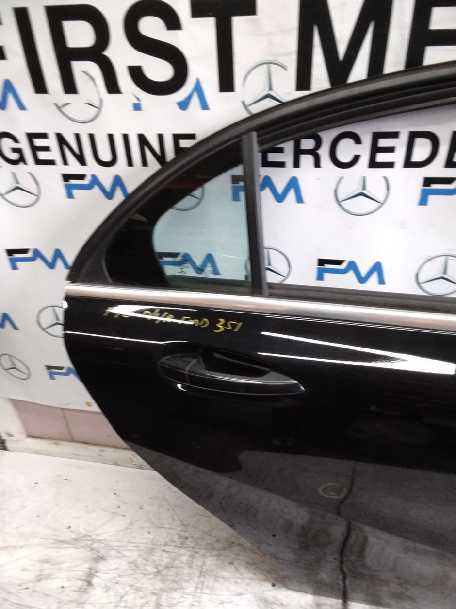 MERCEDES A-CLASS W176 DRIVER REAR DOOR OSR BLACK 2012-18 COMPLETE FMD351