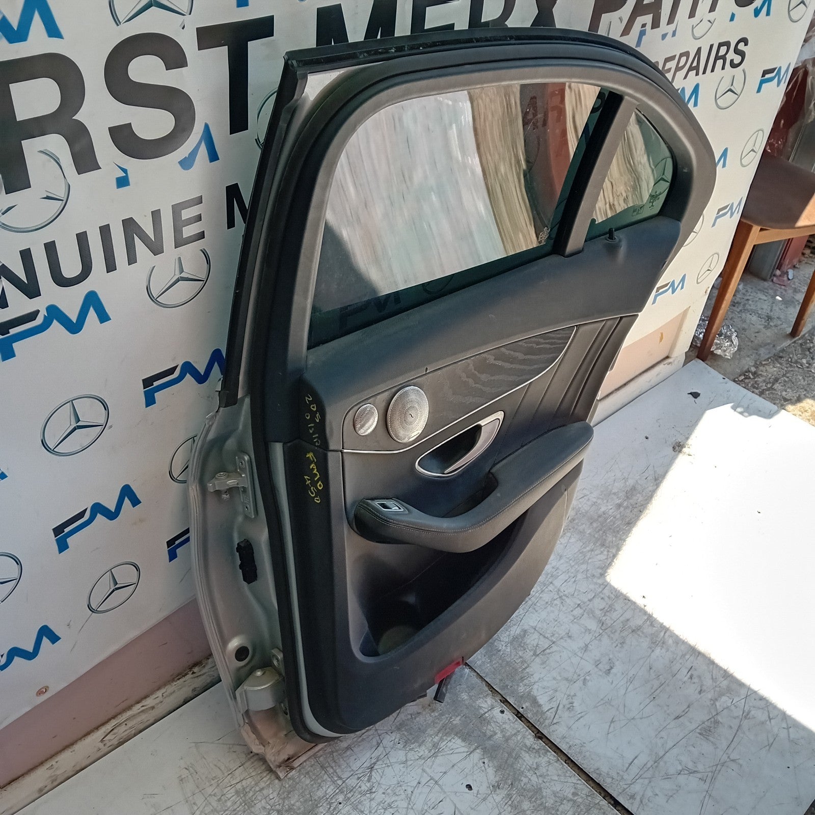 MERCEDES C-CLASS W205 SLN DRIVER REAR DOOR OSR SILVER 2014 ON COMPLETE FMD450