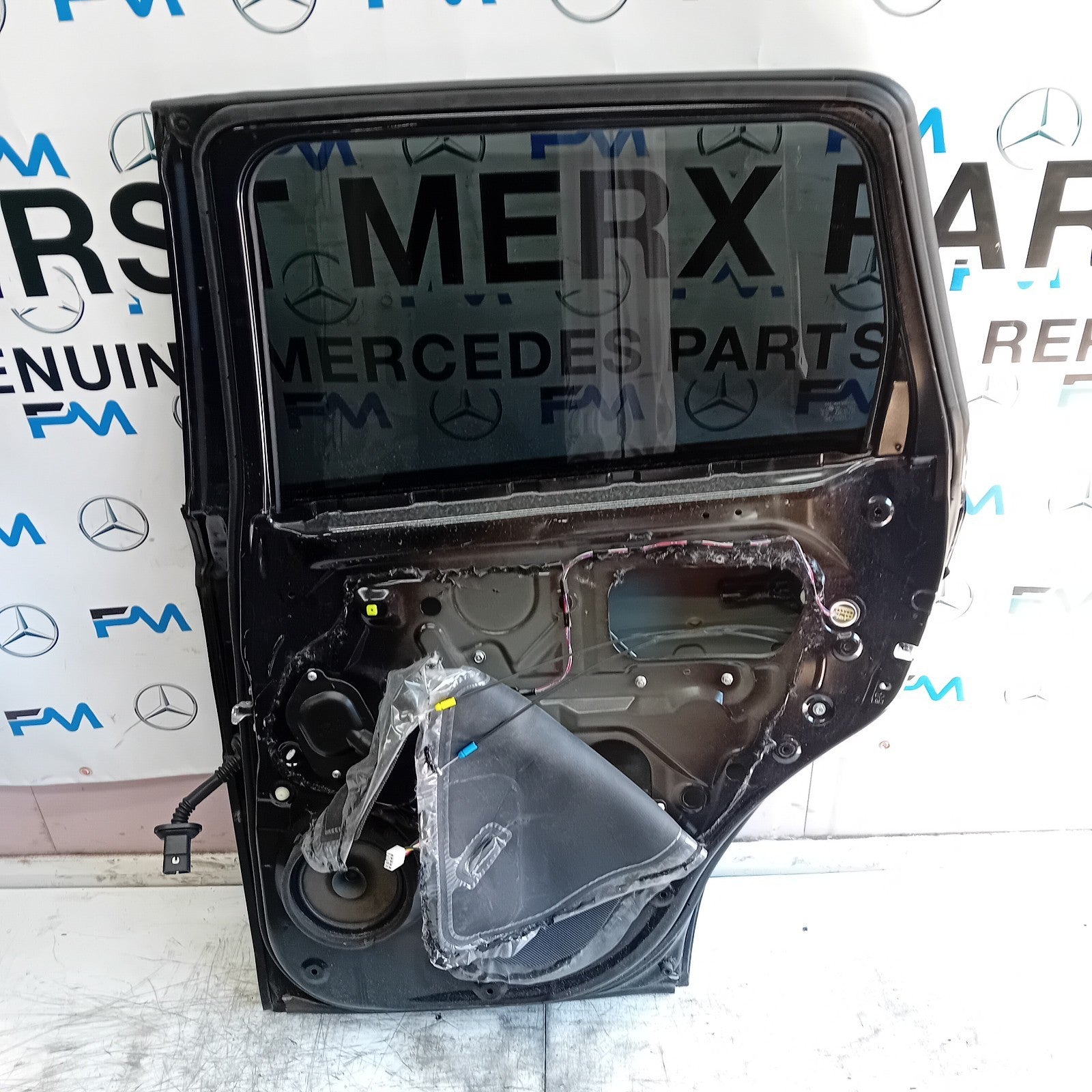 MITSUBISHI OUTLANDER MK3 DRIVER REAR DOOR OSR 2013 BLACK FMD497