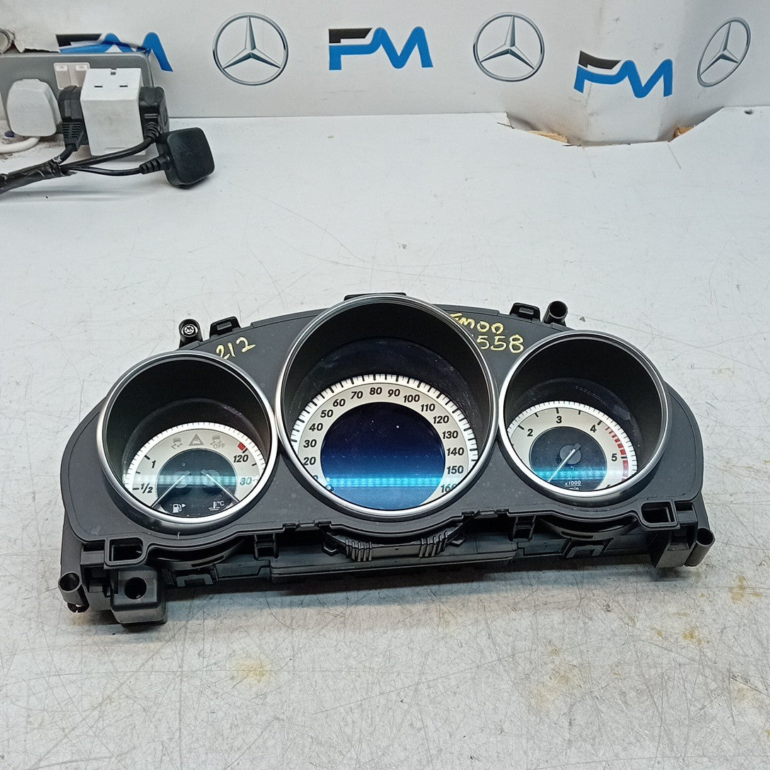 MERCEDES E-CLASS W212 SPEEDOMETER INSTRUMENT CLUSTER BLACK A2129007329 FM001558