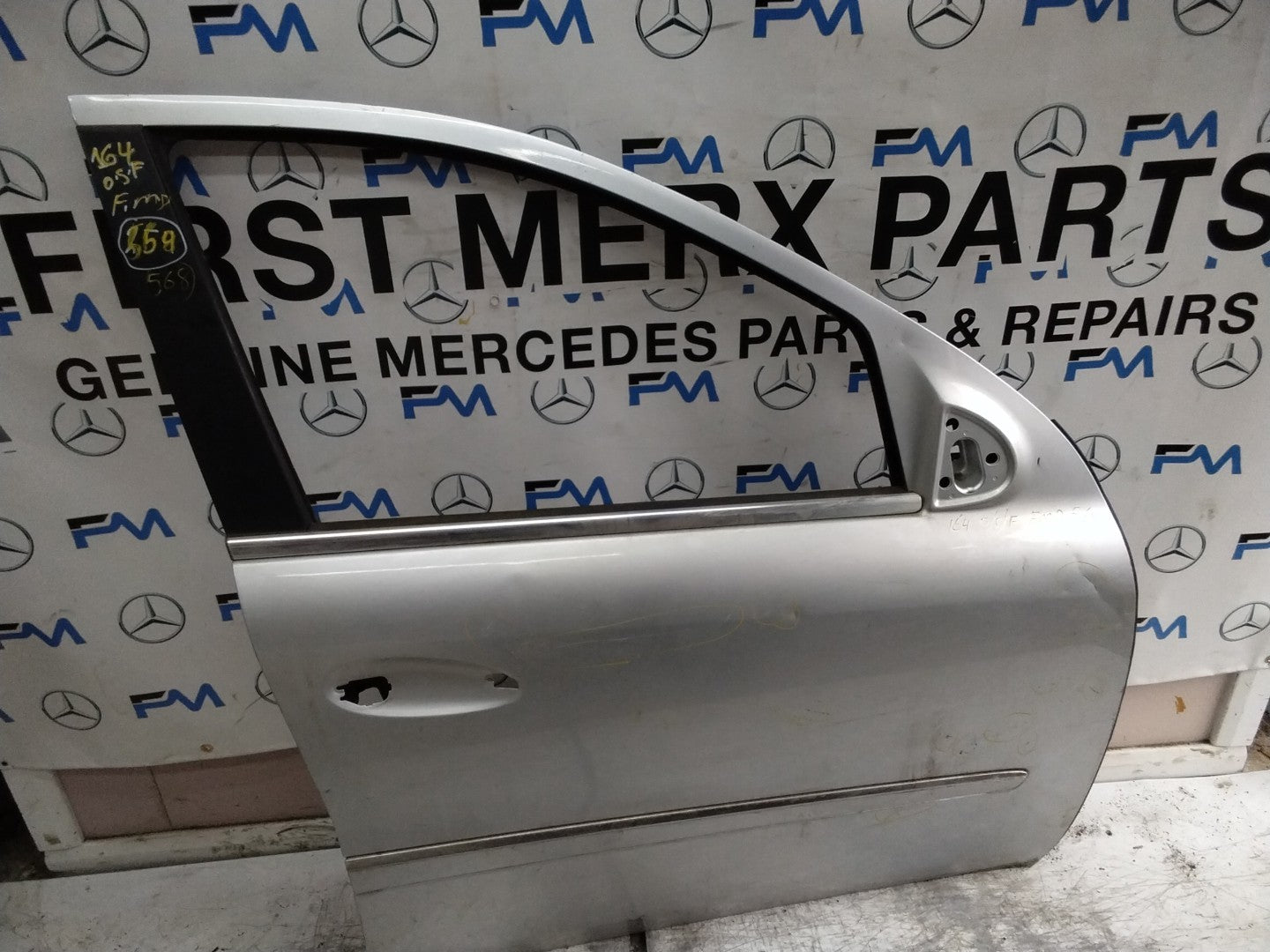 MERCEDES M-CLASS W164 DRIVER FRONT DOOR OSF SILVER 2005-2011  FMD568