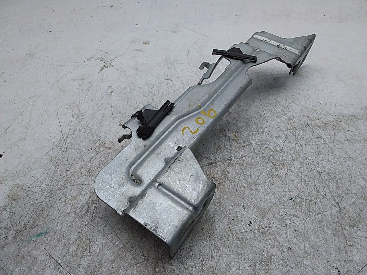 MERCEDES C-CLASS W206 CAR WINDOW MOTOR MOUNT A2066911200 FMR285