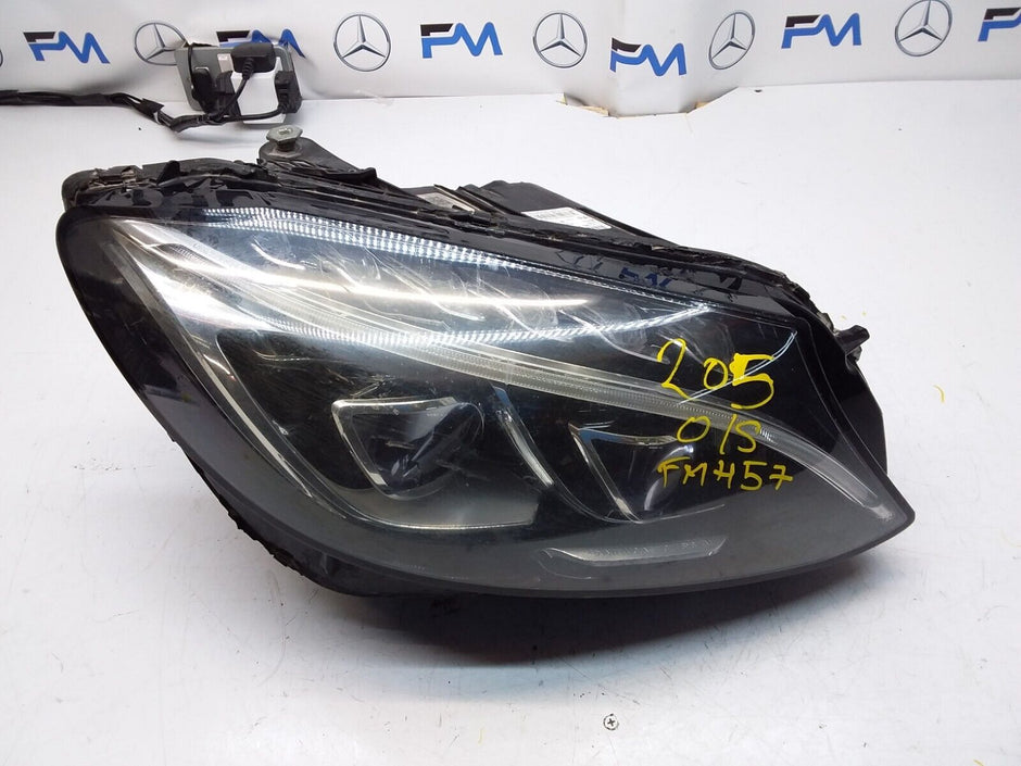 2015 MERCEDES C-CLASS W205 O/S HEADLIGHT  A2059069801 FMH57 LED INTELLIGENT 