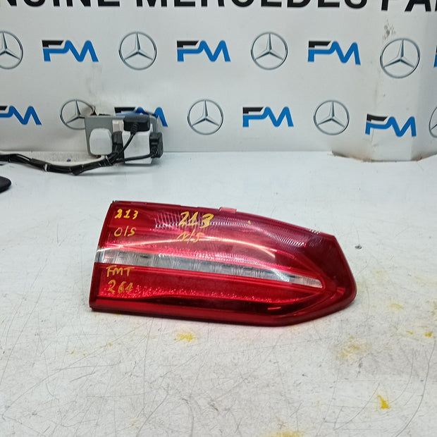 MERCEDES BENZ  E-CLASS W213 PASSENGER LEFT NS REAR TAIL LIGHT FMT264
