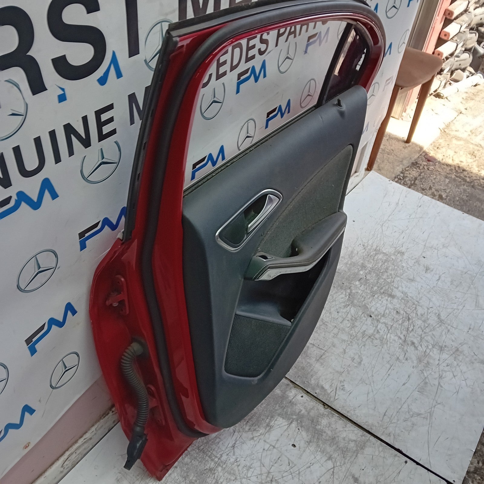 MERCEDES A-CLASS W176 DRIVER REAR DOOR OSR 2015 RED COMPLETE FMD502