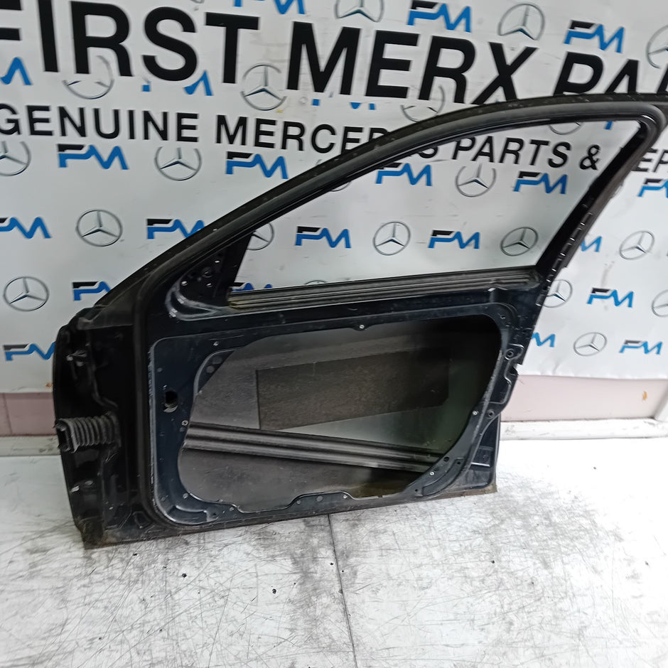 MERCEDES BENZ C-CLASS W204 DRIVER FRONT DOOR OSF 2013 BLACK FMD501