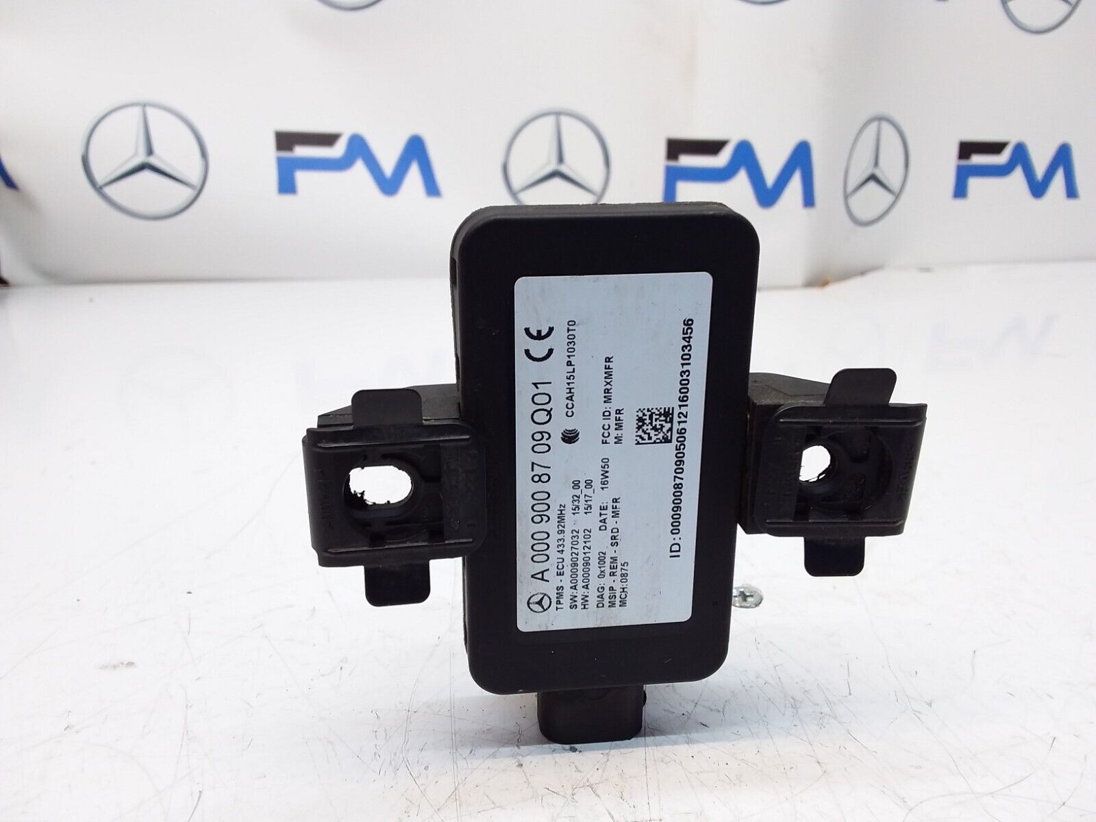 MERCEDES E-CLASS W213 TYRE PRESSURE MONITORING SENSOR A0009008709 FM00458