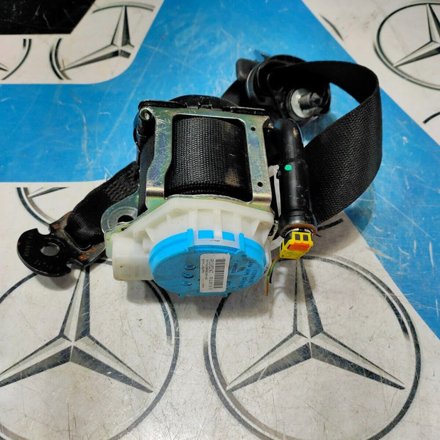 MERCEDES W117 REAR SEAT BELT PASSENGER LEFT NEARSIDE NSR A2468600000 2016-2019