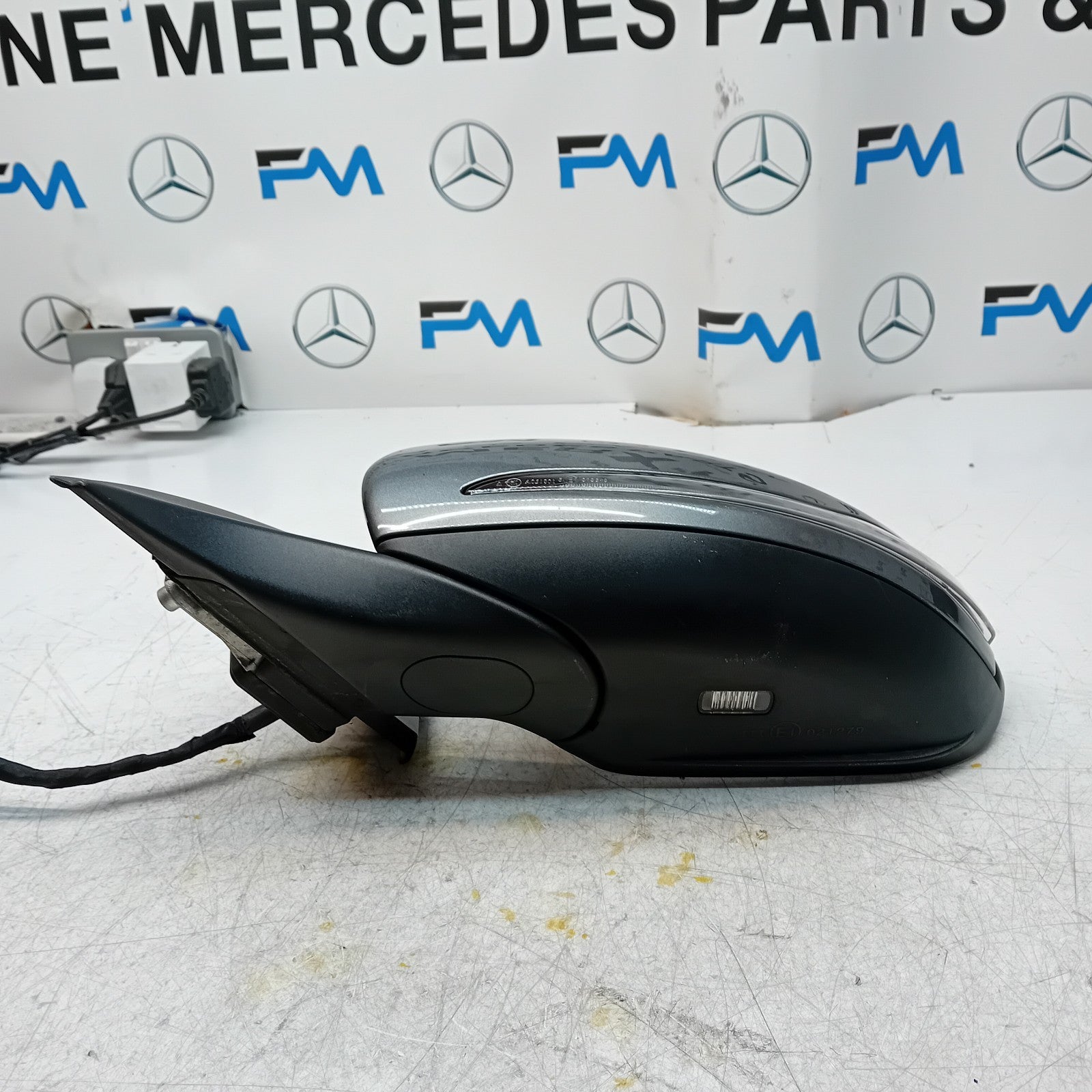 MERCEDES BENZ GLC W253 PASSENGER WING MIRROR NS GREY PL A2538103901 FMM85