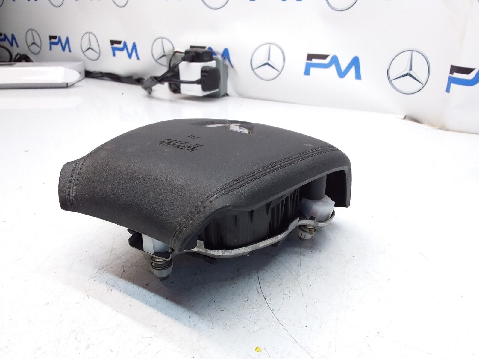 MITSUBISHI  OUTLANDER MK3 TG14A02001 STEERING WHEEL SRS AIRBAG FM00519