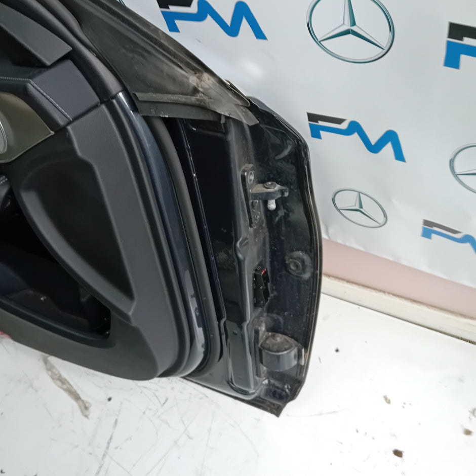 MERCEDES BENZ C-CLASS W205 PASSENGER SIDE FRONT DOOR N/S/F COMPLETE FMD44