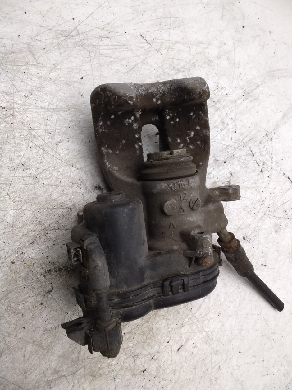 MERCEDES  B-CLASS W246 BRAKE CALIPER REAR LEFT PASSENGER SIDE A2464232198 FMR141