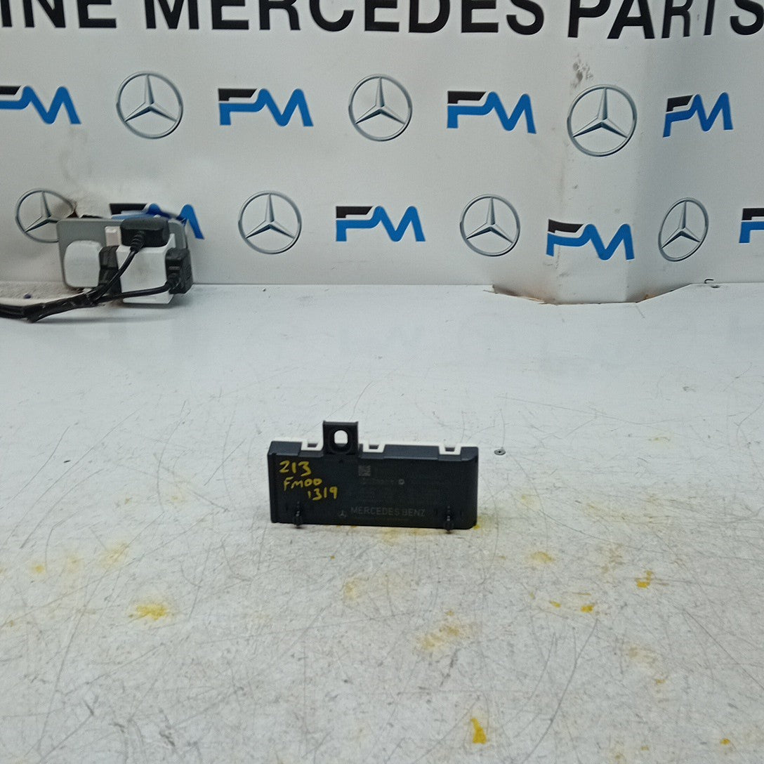 MERCEDES E-CLASS TAILGATE CONTROL MODULE W213 A2139004711 2016 ON FM001319