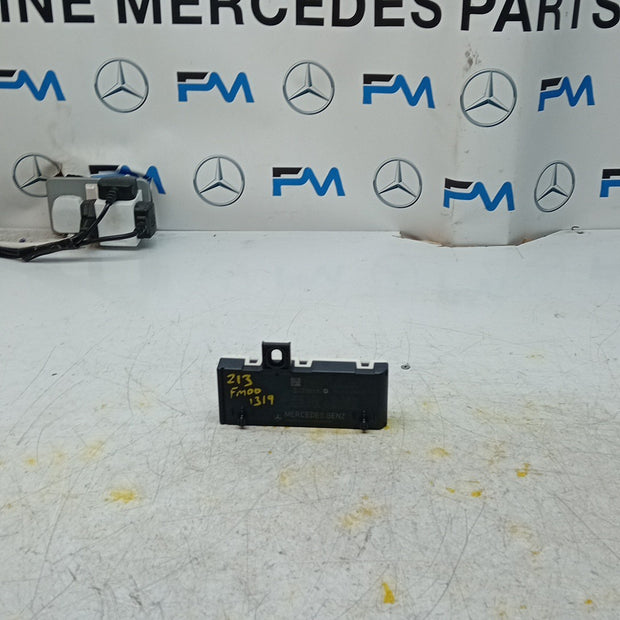 MERCEDES E-CLASS TAILGATE CONTROL MODULE W213 A2139004711 2016 ON FM001319