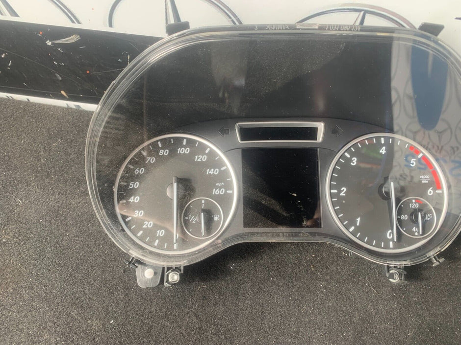 Mercedes W176 Diesel Speedo Clocks Instrument Cluster Trim Manual A1769009400